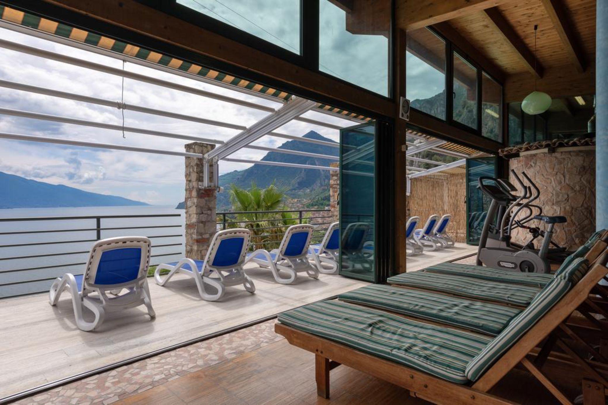 Centro Vacanze La Limonaia ลีโมเนซุลการ์ดา ภายนอก รูปภาพ