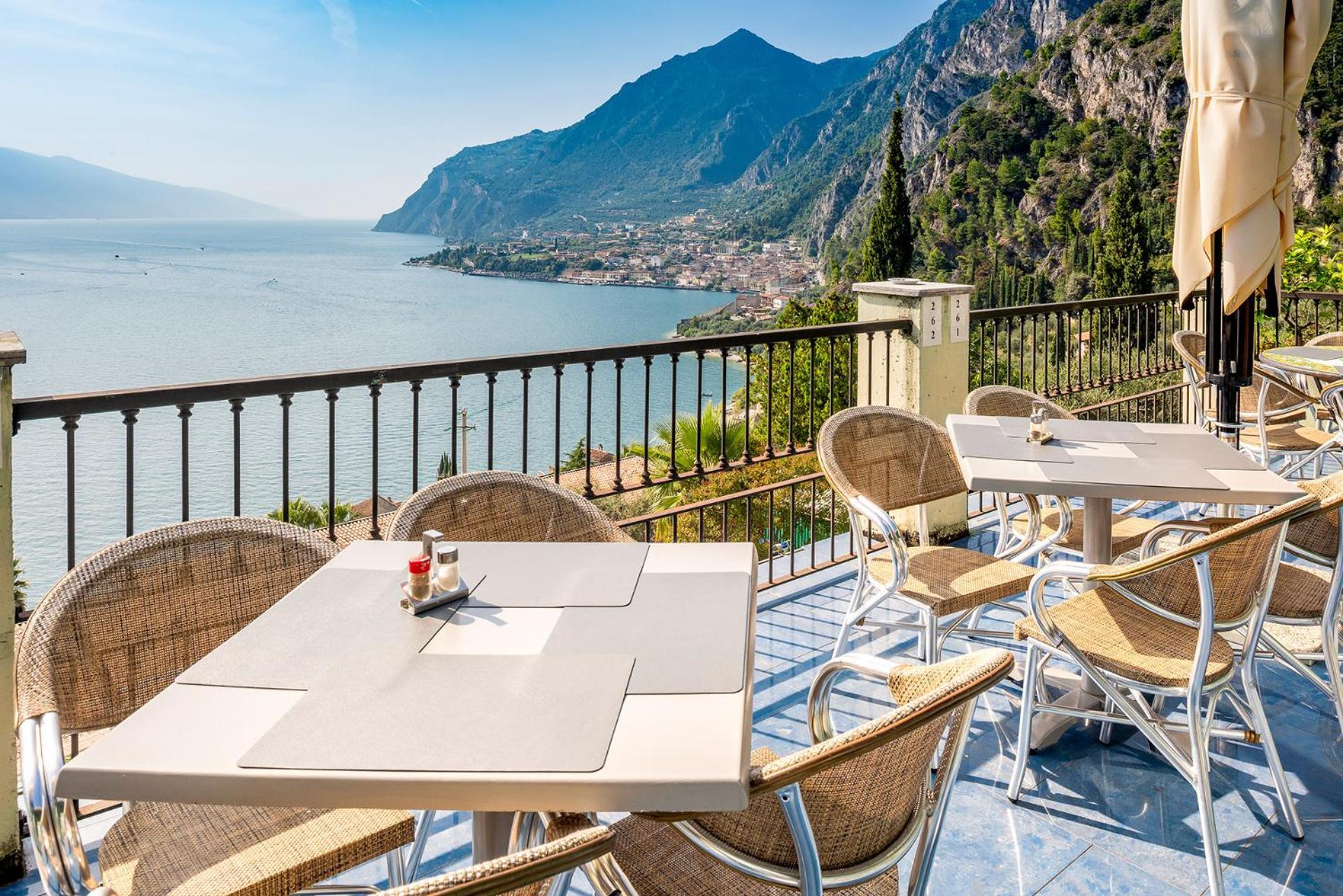 Centro Vacanze La Limonaia ลีโมเนซุลการ์ดา ภายนอก รูปภาพ