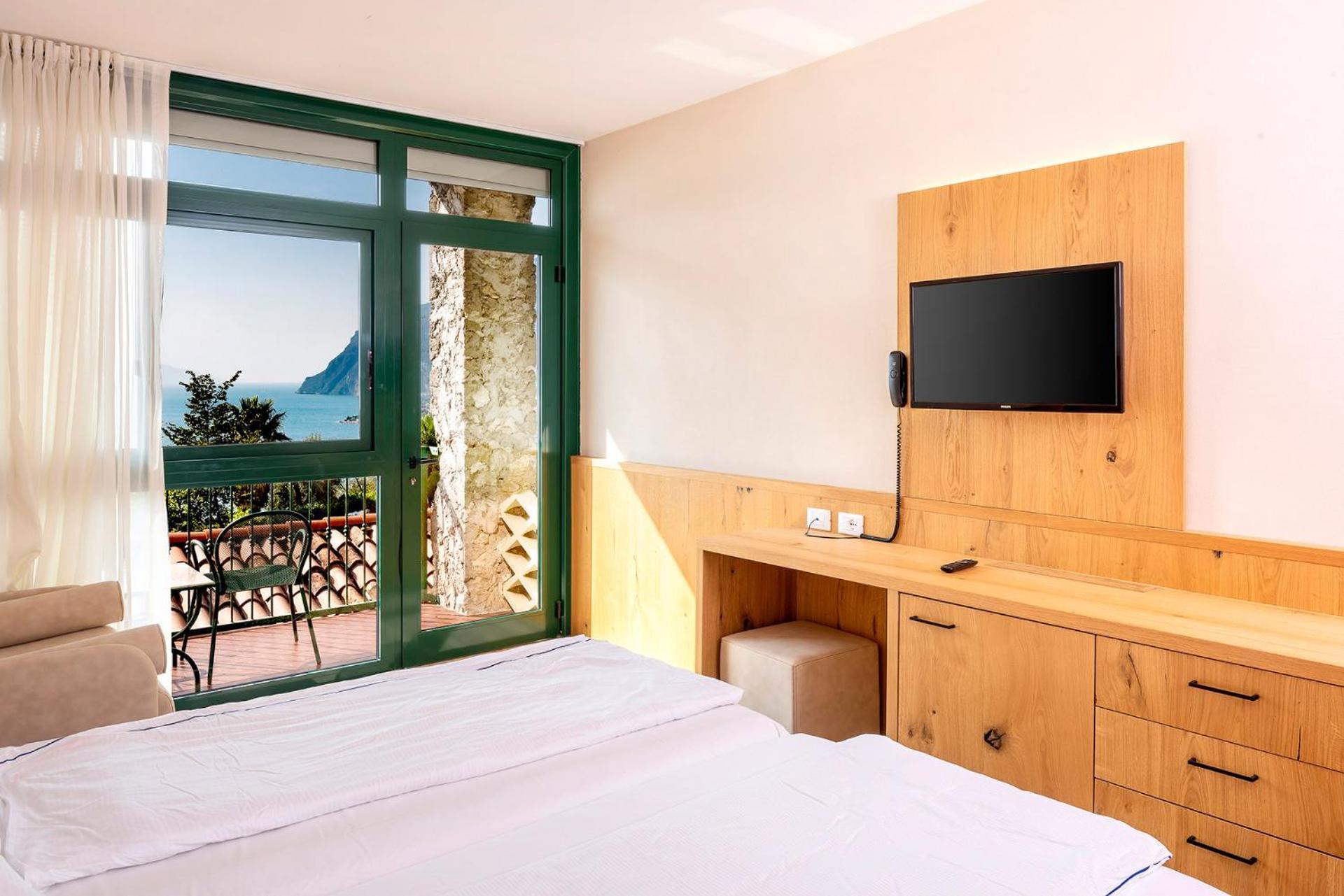 Centro Vacanze La Limonaia ลีโมเนซุลการ์ดา ภายนอก รูปภาพ