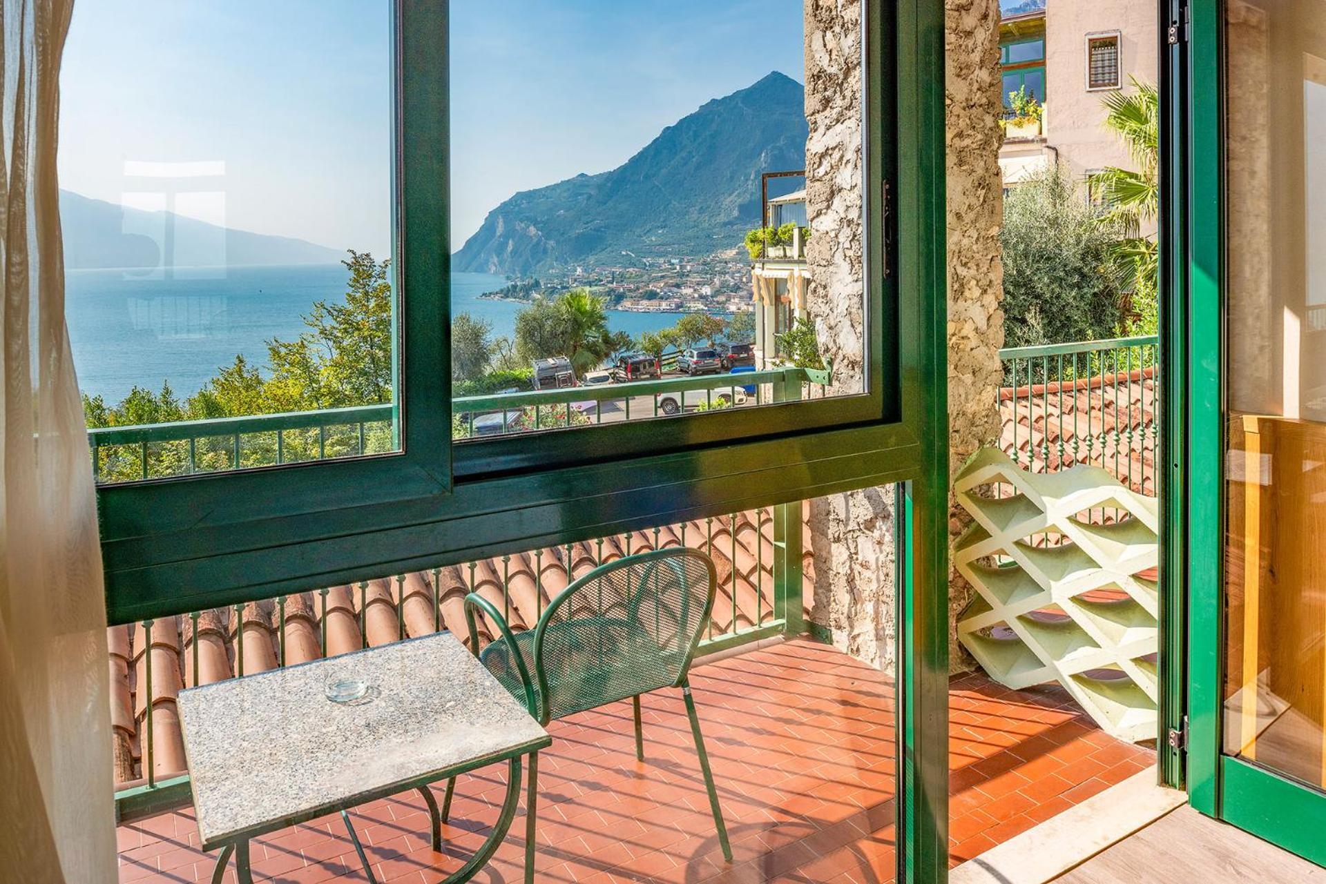 Centro Vacanze La Limonaia ลีโมเนซุลการ์ดา ภายนอก รูปภาพ